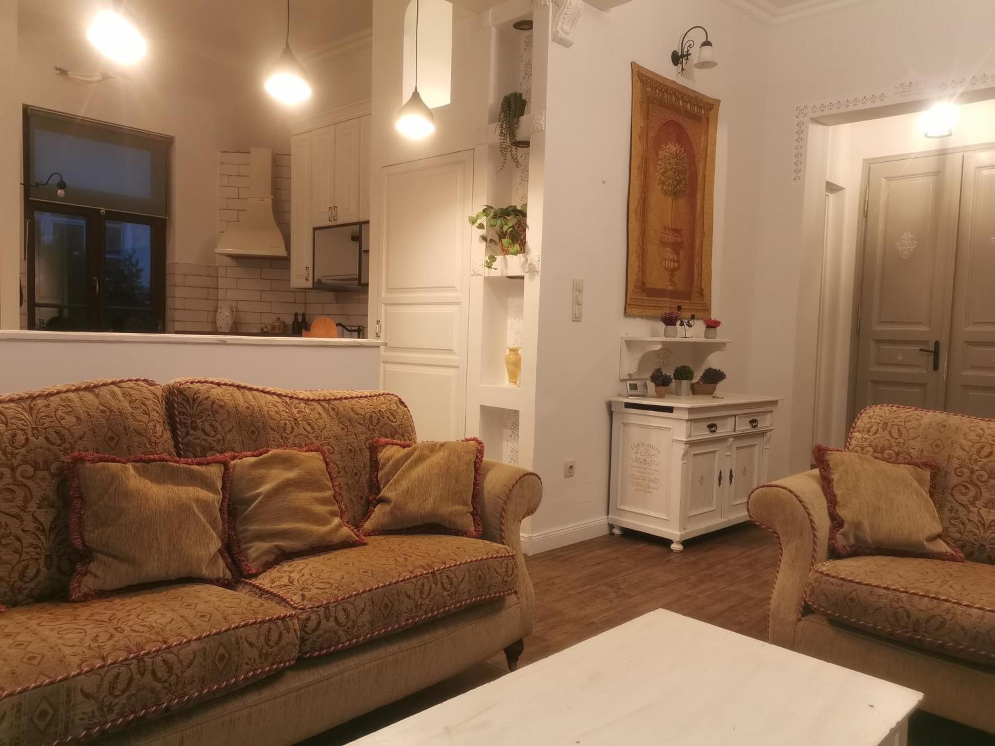Apartment Kuria With Private Jacuzzi And Pool Budapest